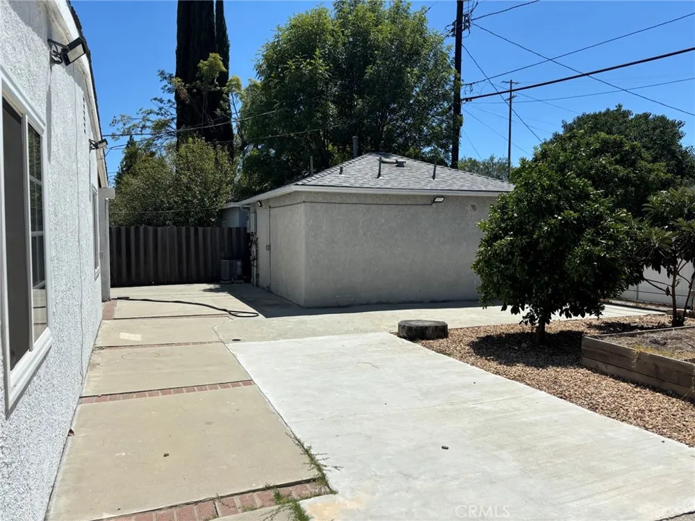 6653 Quakertown Winnetka, CA 91306