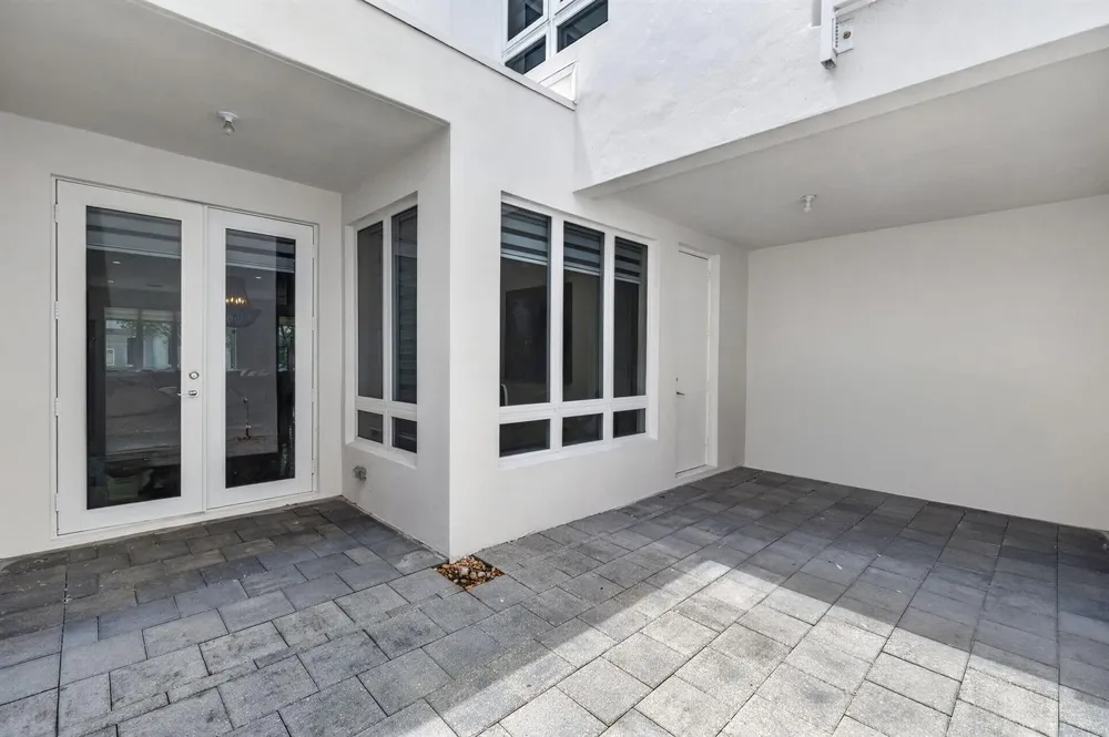6461 NW 103rd Passage Doral, FL 33178