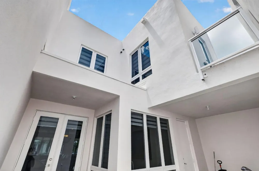 6461 NW 103rd Passage Doral, FL 33178
