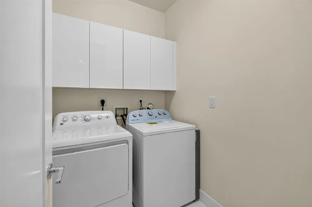 6461 NW 103rd Passage Doral, FL 33178