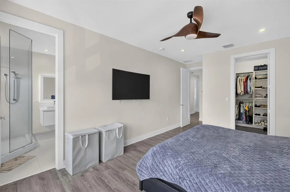 6461 NW 103rd Passage Doral, FL 33178