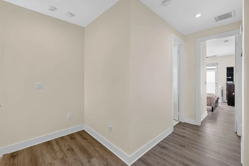 6461 NW 103rd Passage Doral, FL 33178
