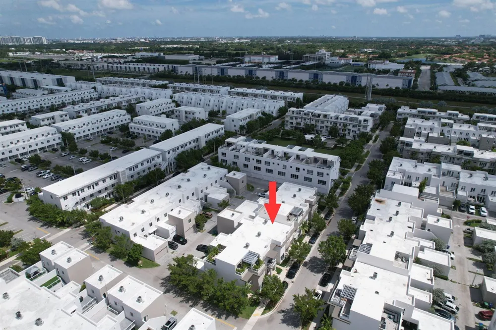 6461 NW 103rd Passage Doral, FL 33178