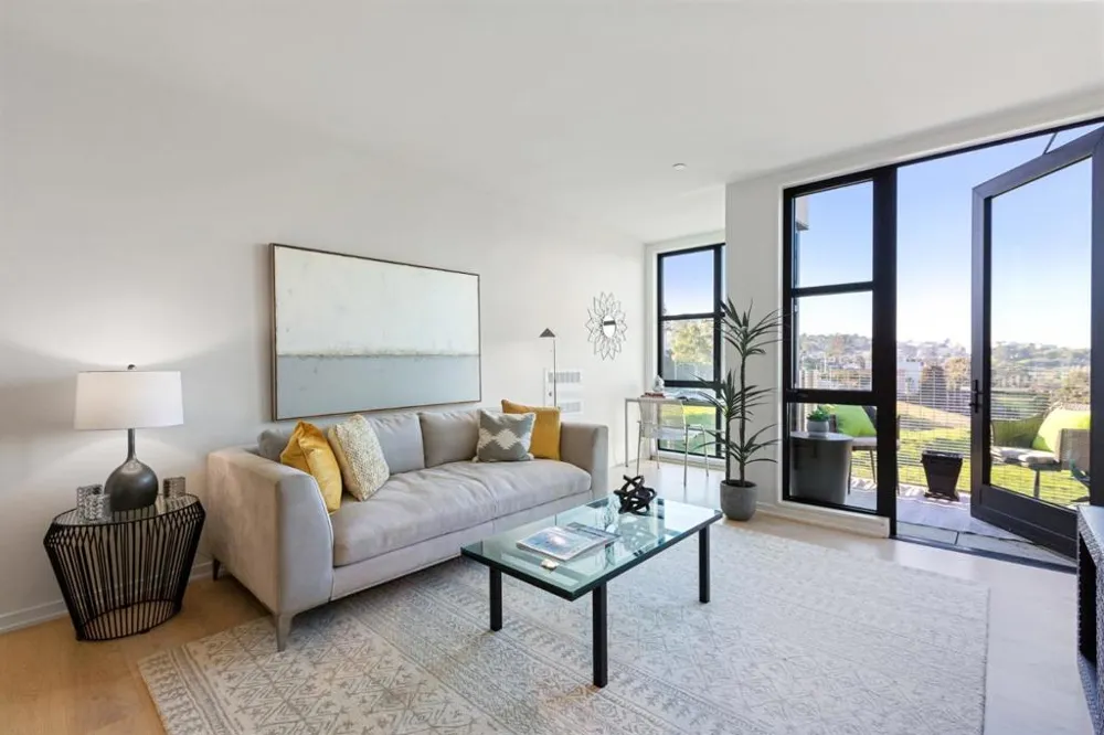 451 Donahue Street #407 San Francisco, CA 94124