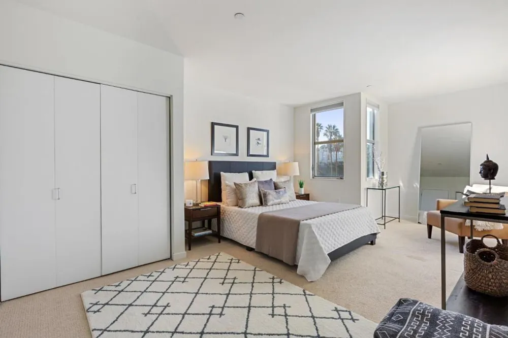 451 Donahue Street #407 San Francisco, CA 94124