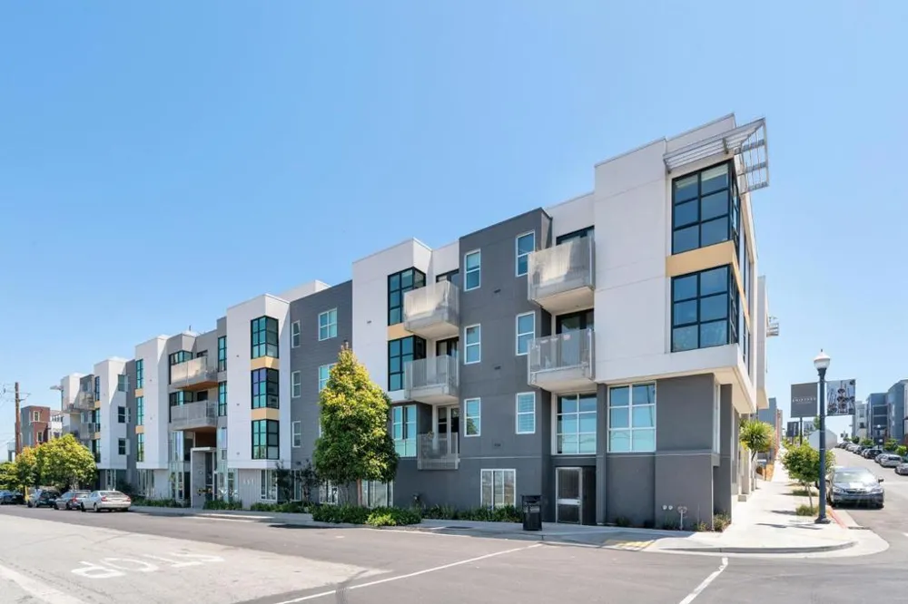 451 Donahue Street #407 San Francisco, CA 94124