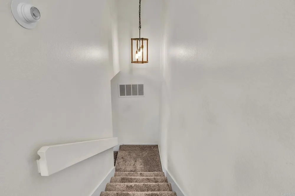3036 Avenida Christina Carlsbad, CA 92009