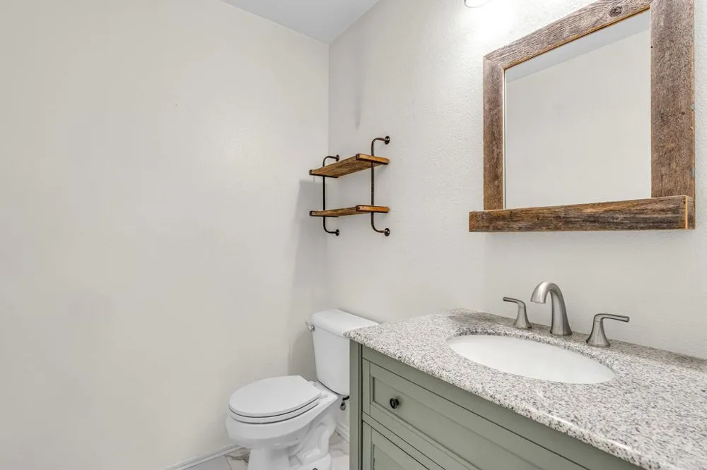 3036 Avenida Christina Carlsbad, CA 92009