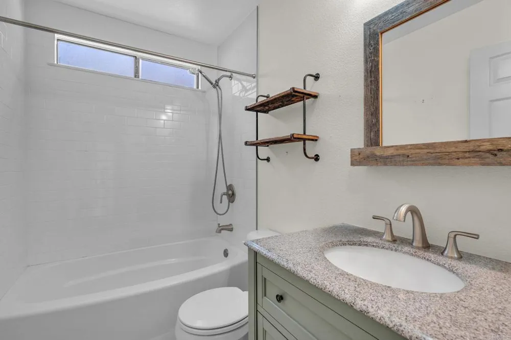 3036 Avenida Christina Carlsbad, CA 92009