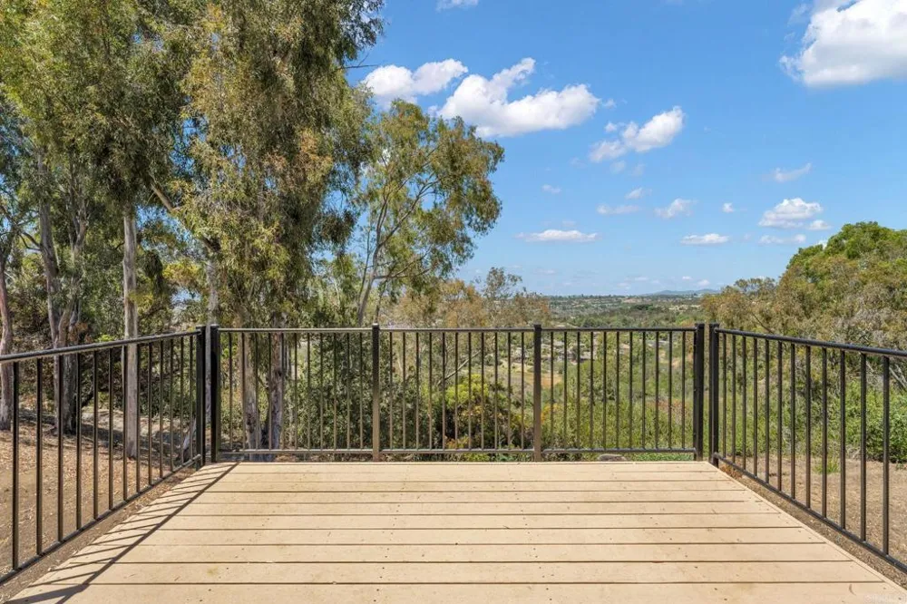 3036 Avenida Christina Carlsbad, CA 92009