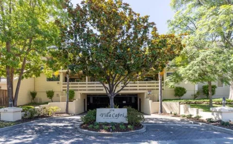 576 W Parr Avenue #21
