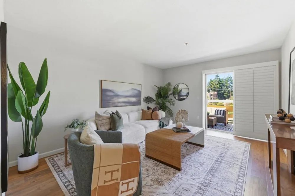 576 W Parr Avenue #21 Los Gatos, CA 95032