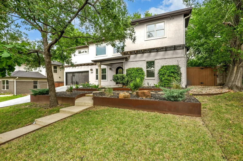2307 Alta Vista Avenue Austin, TX 78704
