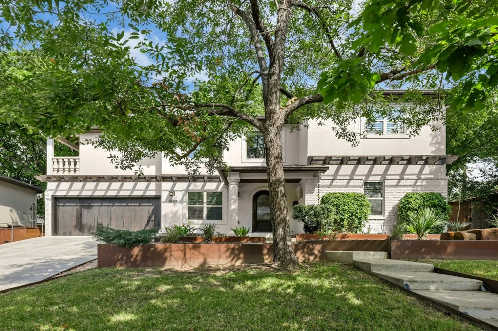 2307 Alta Vista Avenue Austin, TX 78704