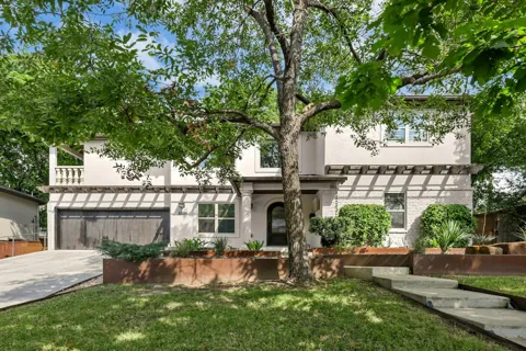 2307 Alta Vista Avenue