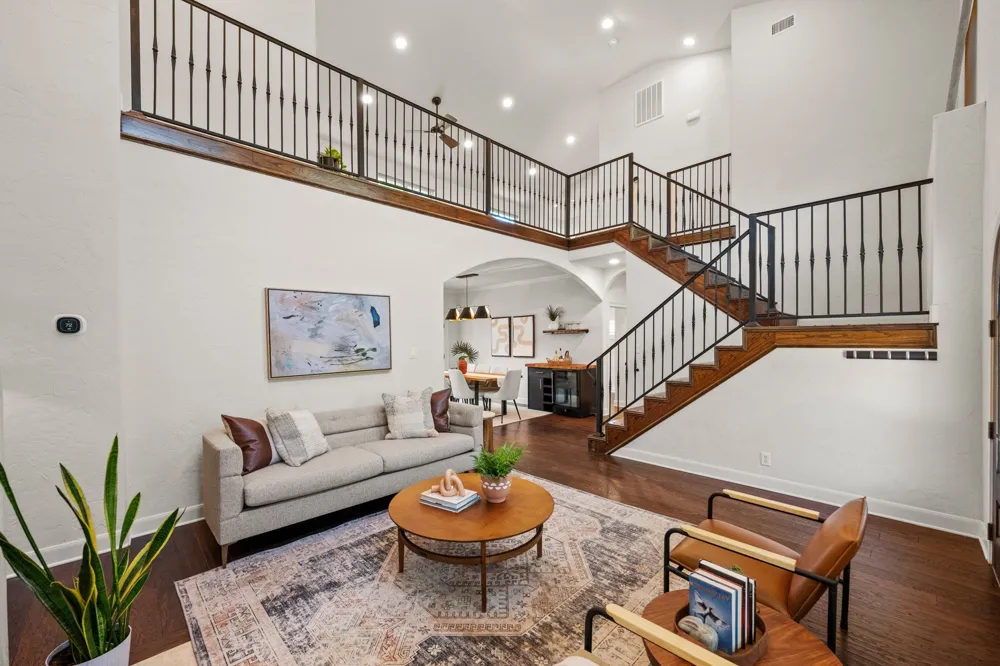 2307 Alta Vista Avenue Austin, TX 78704