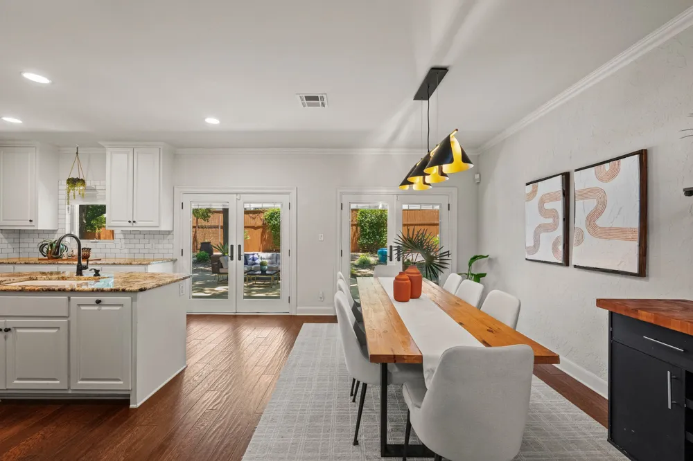2307 Alta Vista Avenue Austin, TX 78704