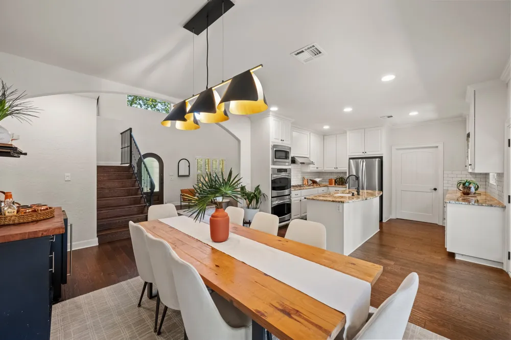 2307 Alta Vista Avenue Austin, TX 78704