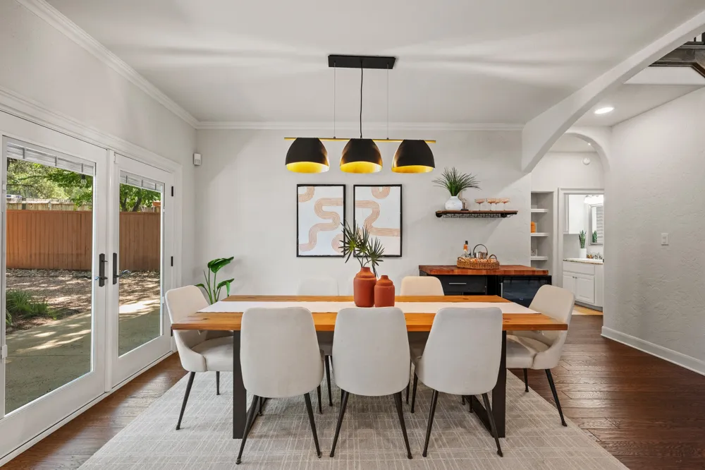 2307 Alta Vista Avenue Austin, TX 78704