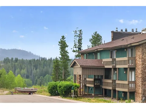 520 Kings Crossing Road #A-304