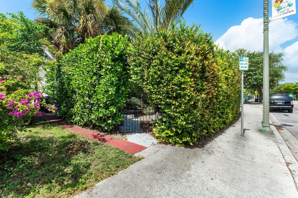 1309 Lucerne Avenue 