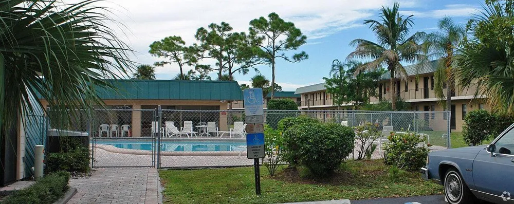 1081 SE Monterey Road #3-12 Stuart, FL 34994