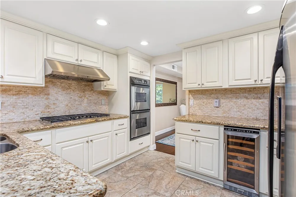 554 S Indian Anaheim, CA 92807