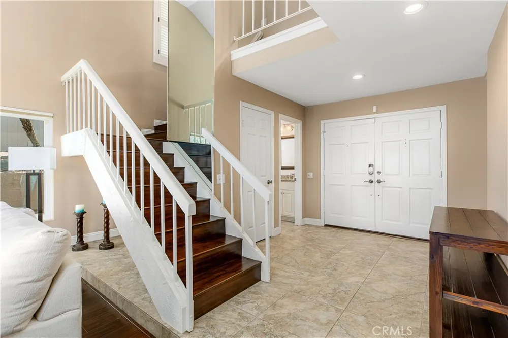 554 S Indian Anaheim, CA 92807