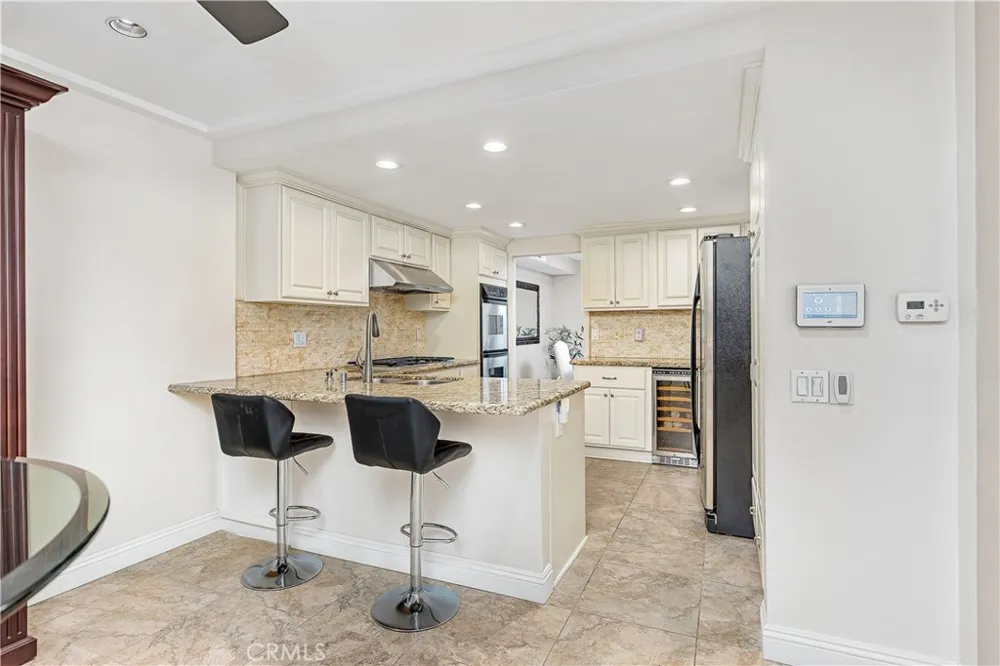 554 S Indian Anaheim, CA 92807
