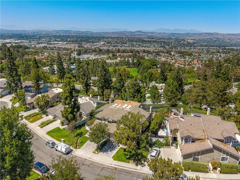 554 S Indian Anaheim, CA 92807