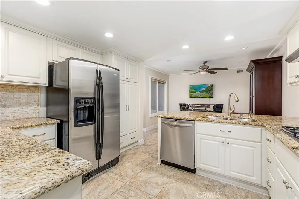 554 S Indian Anaheim, CA 92807