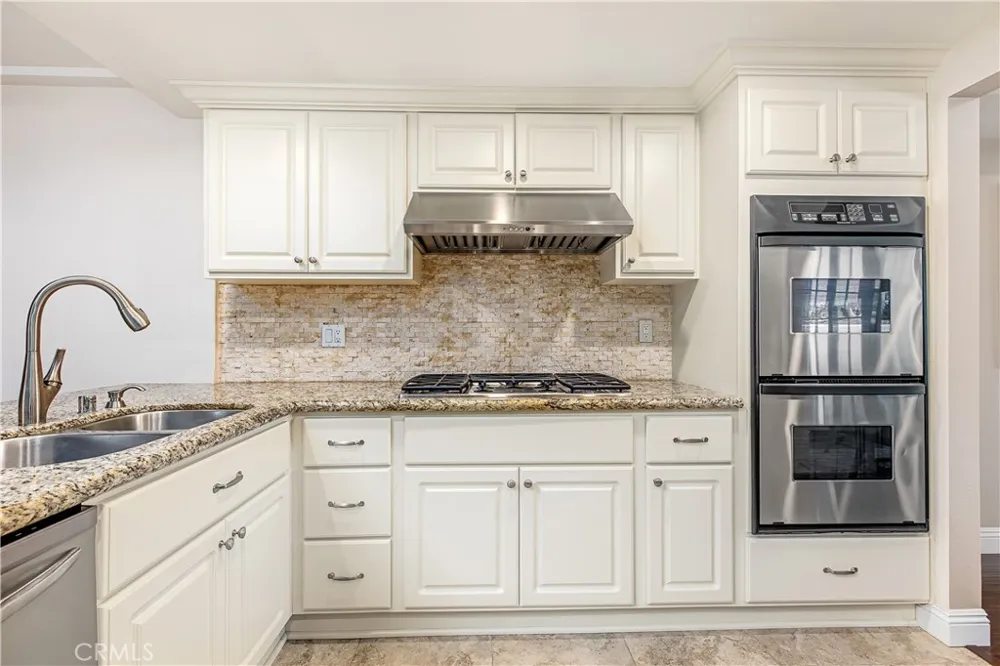 554 S Indian Anaheim, CA 92807