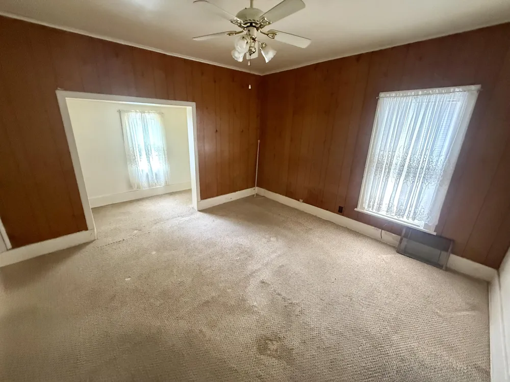 1632 5th Street Muskegon, MI 49441