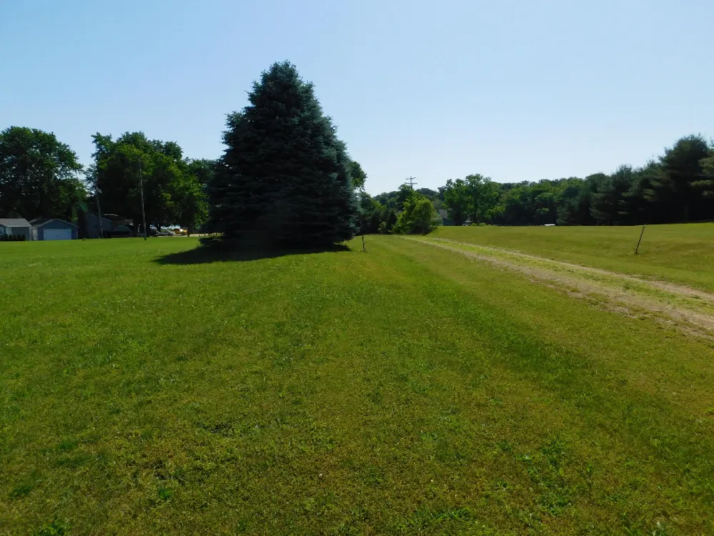48900 South Street Lawrence, MI 49064