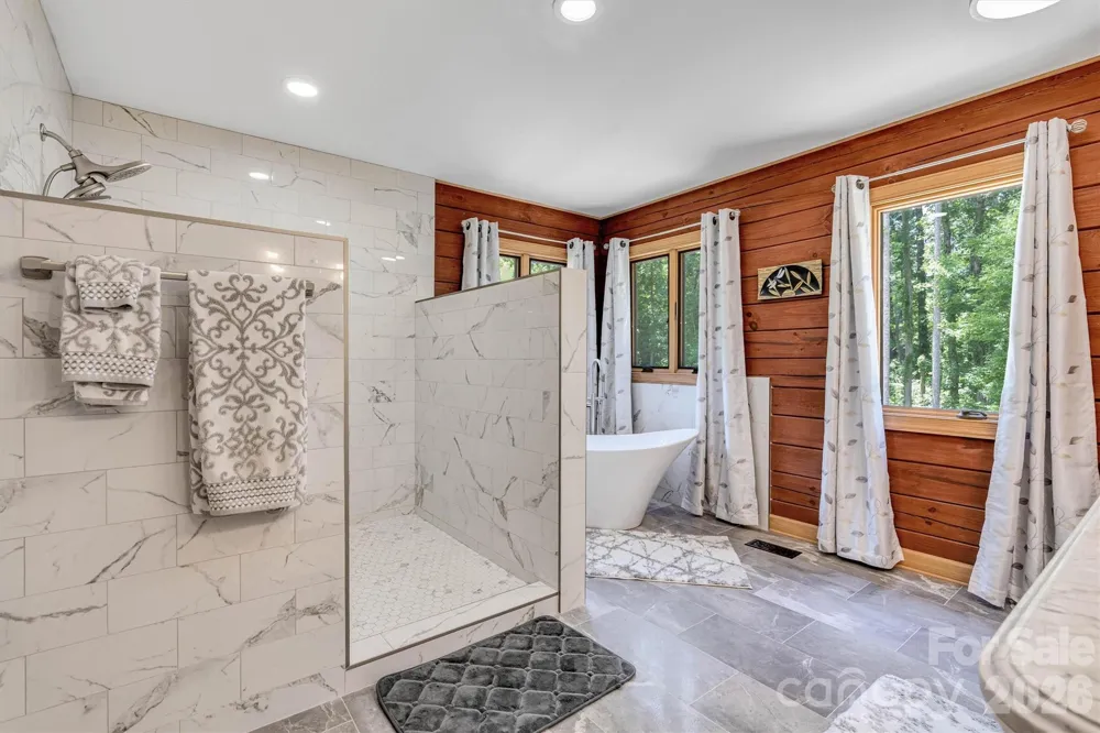189 Edgewater Point NW #227 Valdese, NC 28690