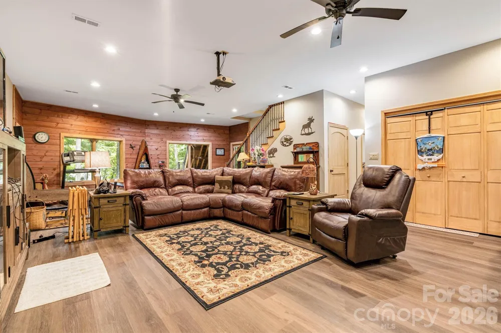 189 Edgewater Point NW #227 Valdese, NC 28690