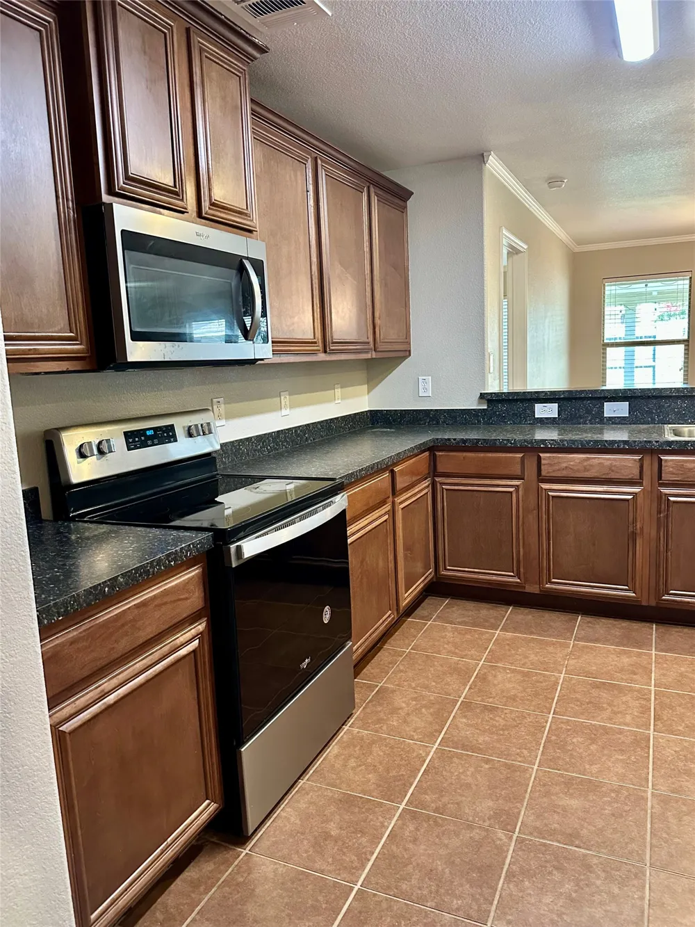 2031 Allyson Drive Heartland, TX 75126
