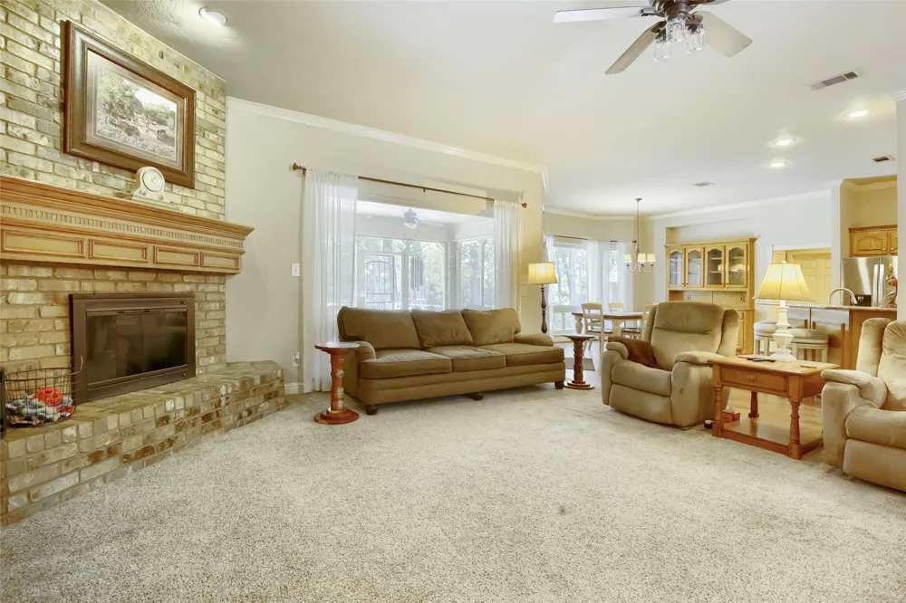 1573 Oak Bend Drive Kaufman, TX 75142