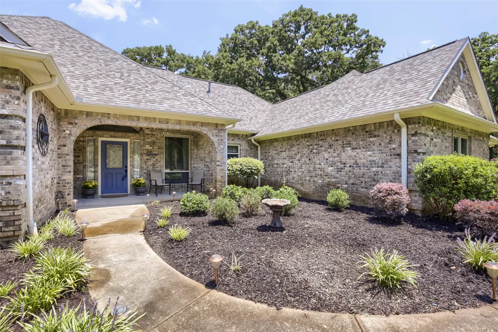1573 Oak Bend Drive Kaufman, TX 75142