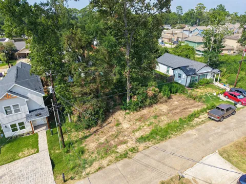 16712 E Ivanhoe