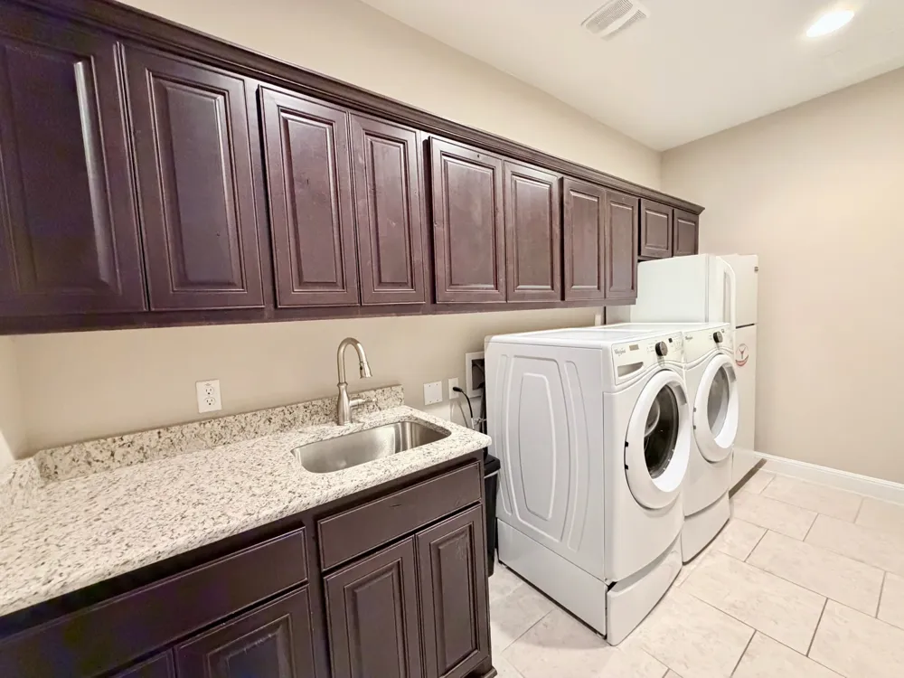 608 Brave Face Street Leander, TX 78641