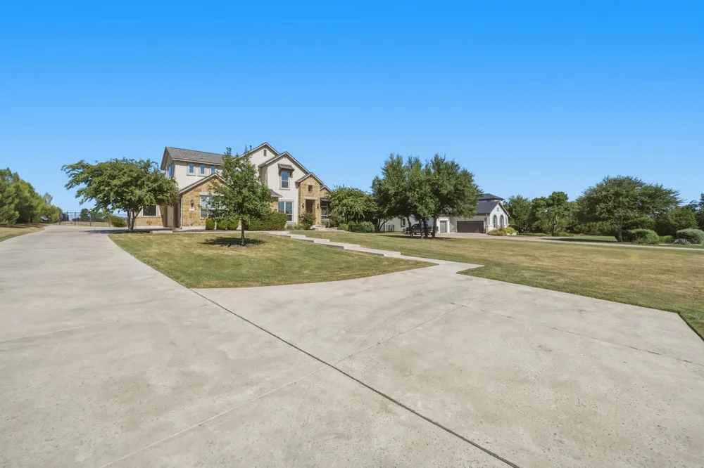 608 Brave Face Street Leander, TX 78641