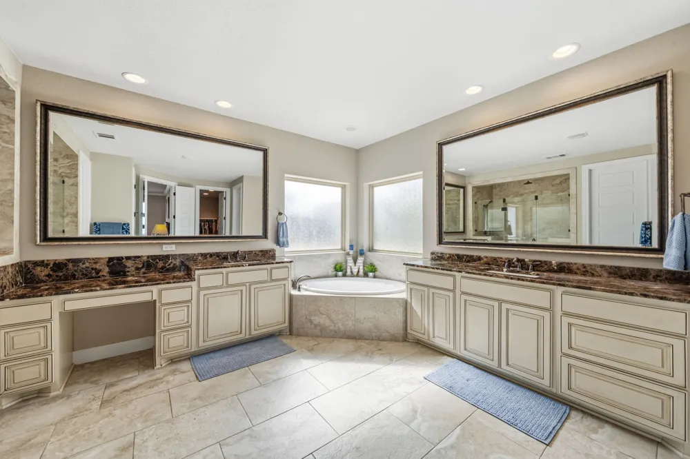 608 Brave Face Street Leander, TX 78641