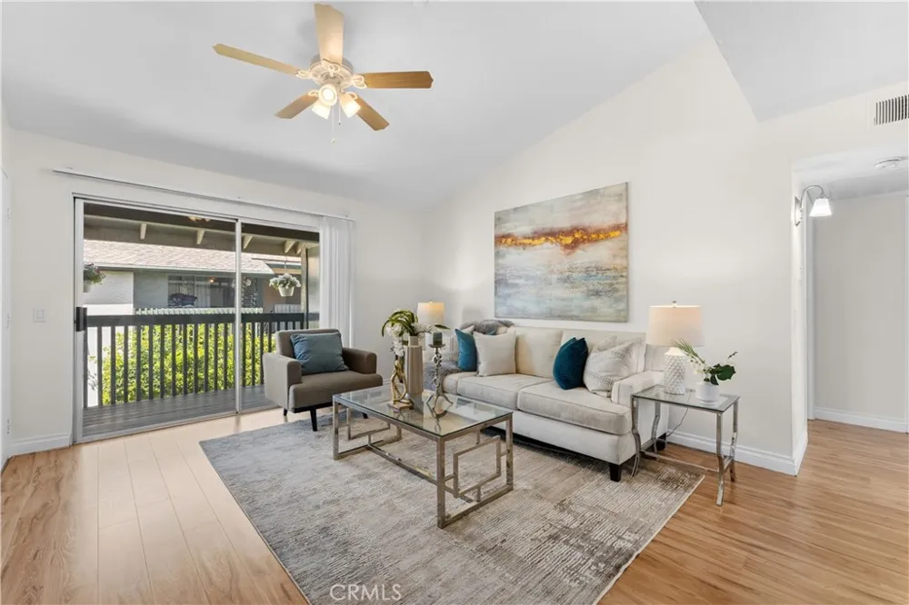 23282 Orange Avenue #6 Lake Forest, CA 92630