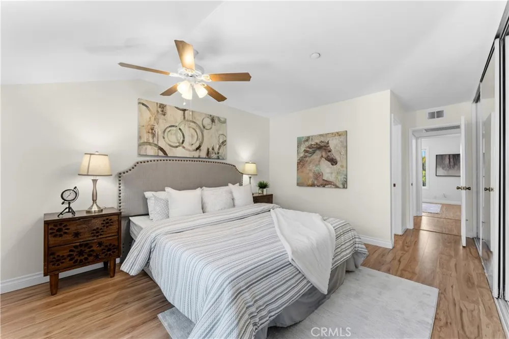 23282 Orange Avenue #6 Lake Forest, CA 92630