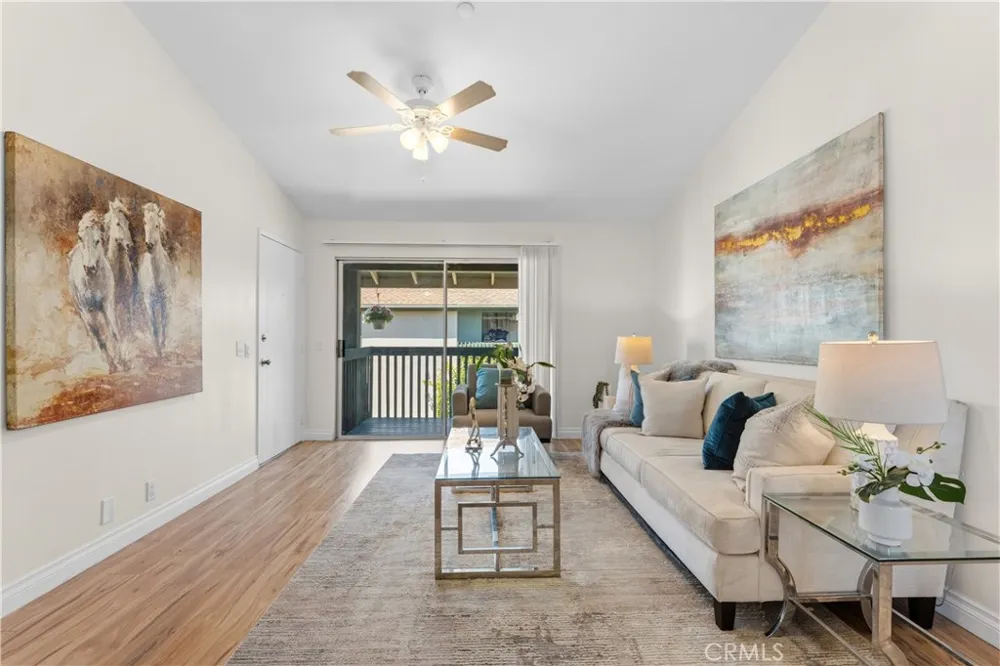 23282 Orange Avenue #6 Lake Forest, CA 92630