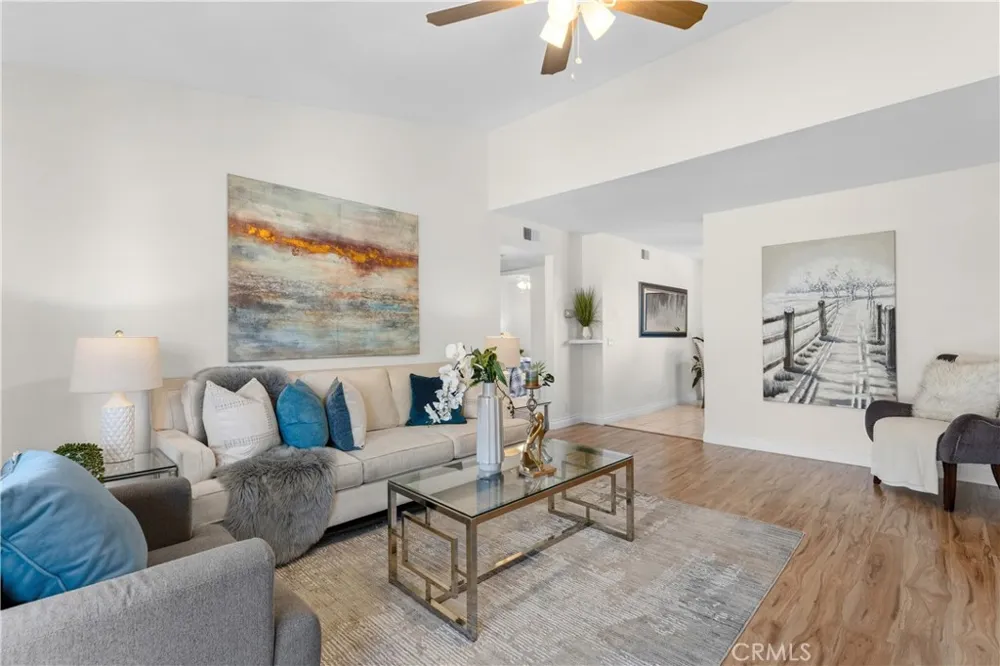 23282 Orange Avenue #6 Lake Forest, CA 92630