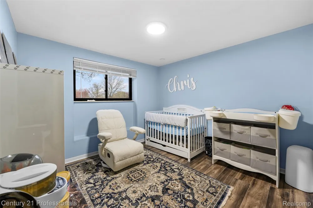 39349 Cadborough Drive Clinton Charter Township, MI 48038