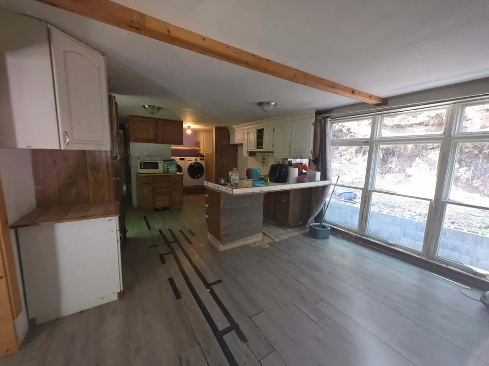 6115 S Lakeshore Drive Summit Township, MI 49449