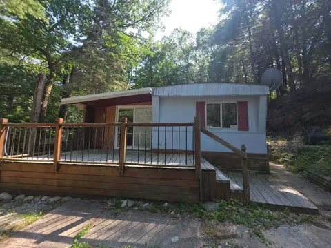 6115 S Lakeshore Drive